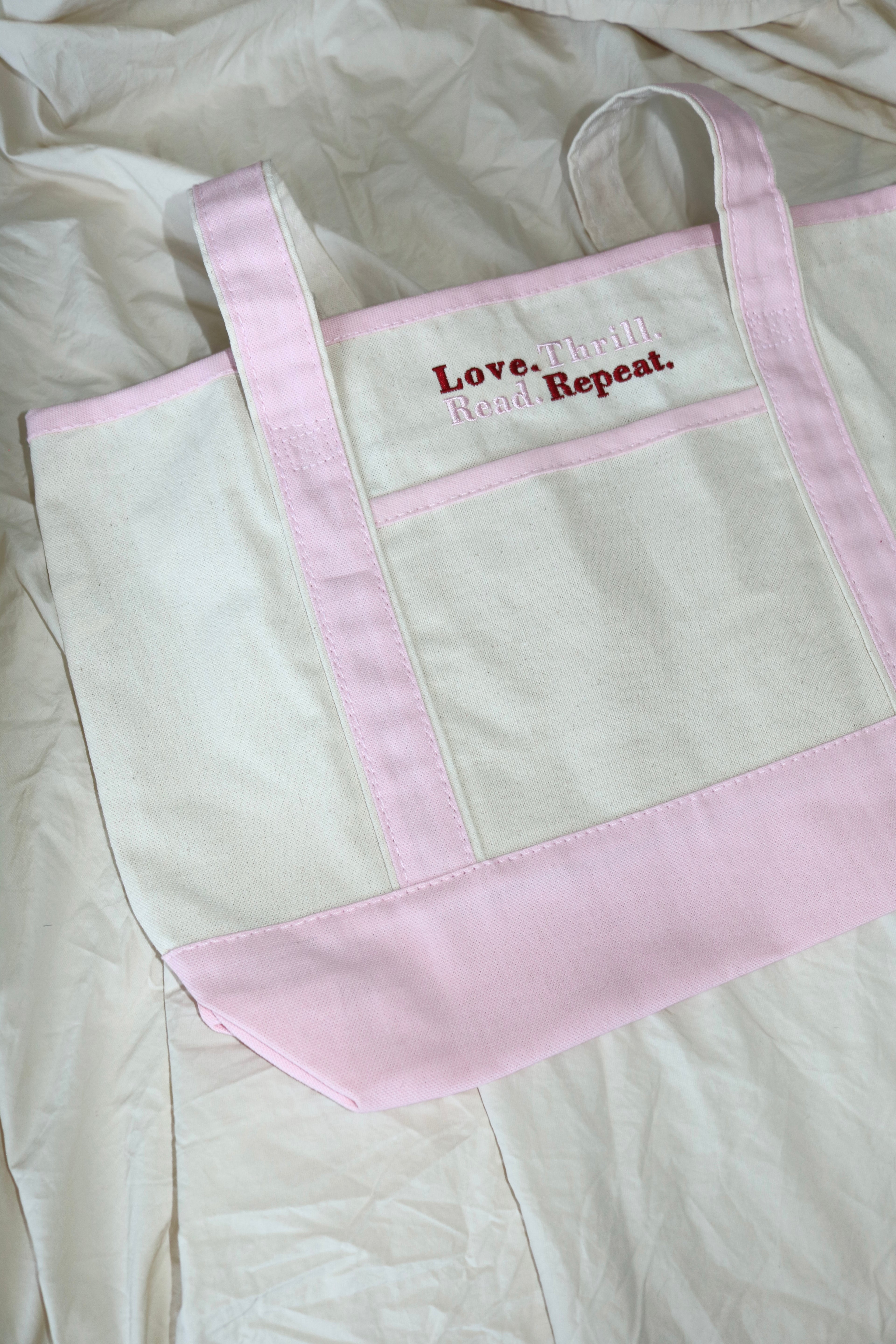 Love. Thrill. Read. Repeat Tote