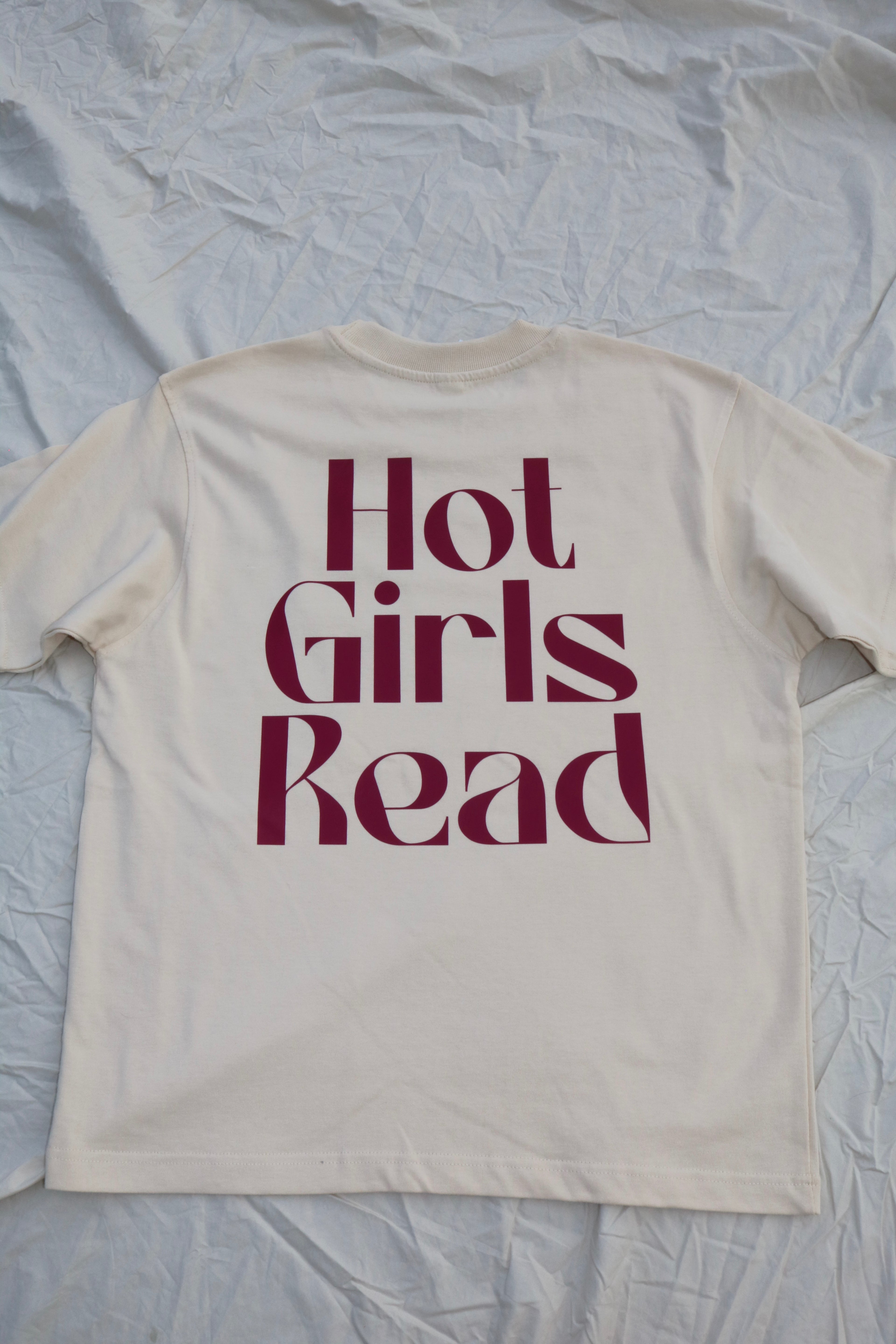 Hot Girls Read T-shirt